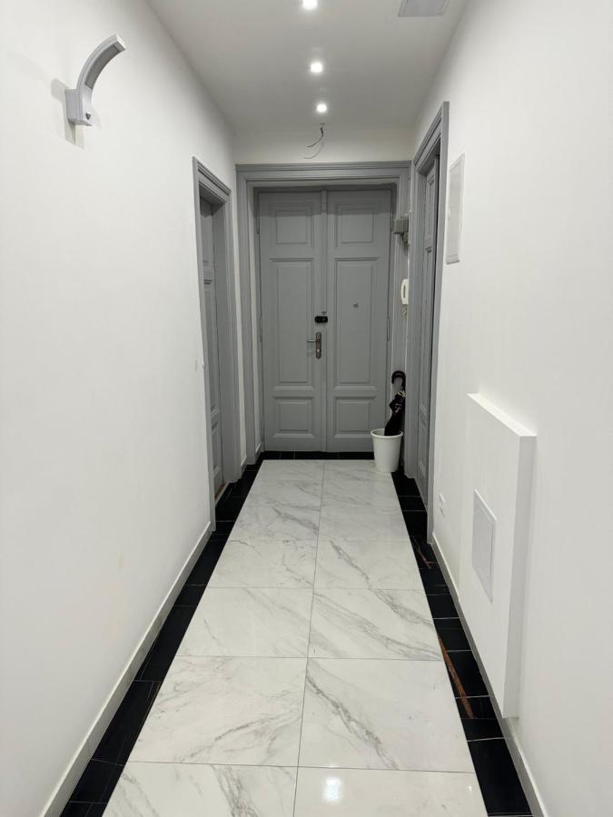 Studio Apartment Fiorello I Rijeka Ngoại thất bức ảnh